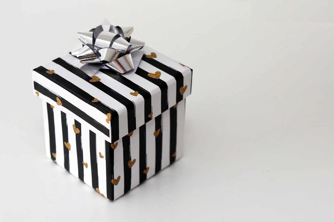 gift, christmas, gift packaging